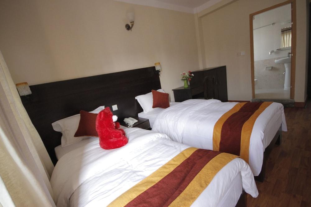 Kathmandu Sunny Hotel Экстерьер фото