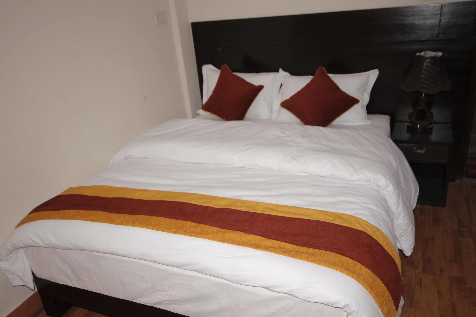Kathmandu Sunny Hotel Экстерьер фото