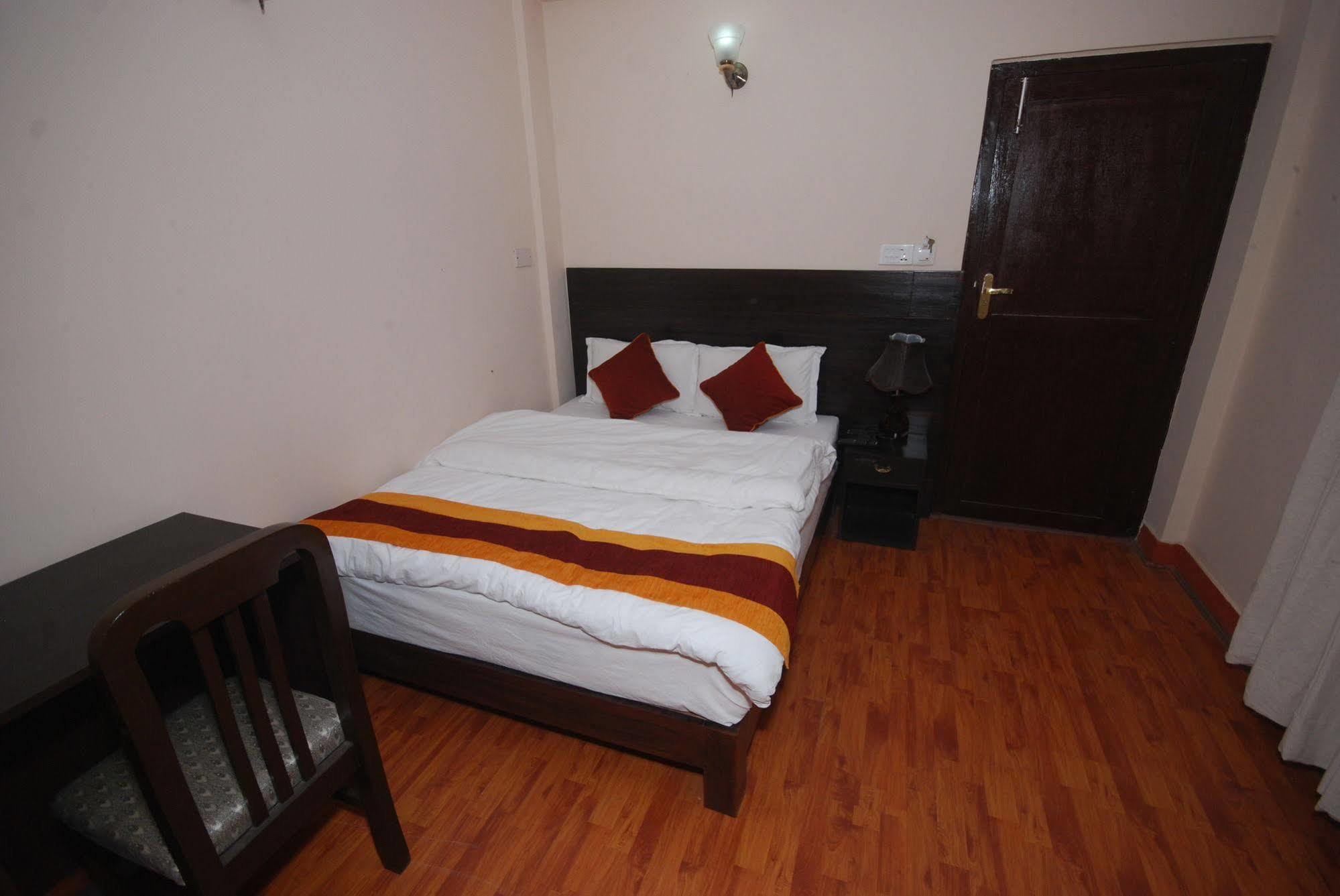 Kathmandu Sunny Hotel Экстерьер фото