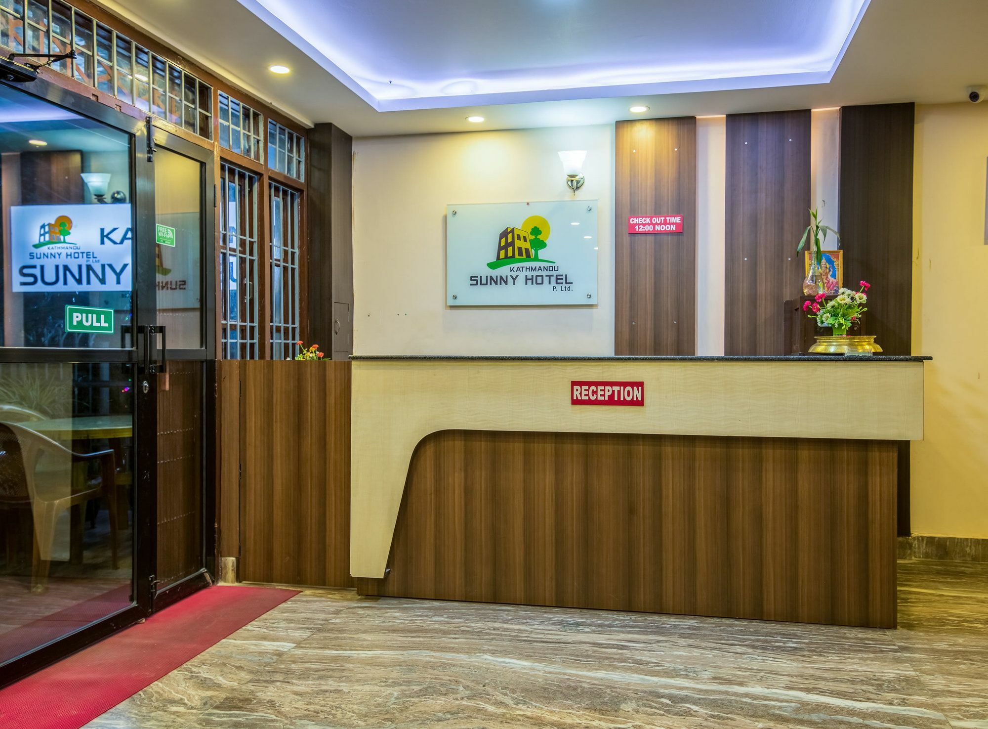 Kathmandu Sunny Hotel Экстерьер фото